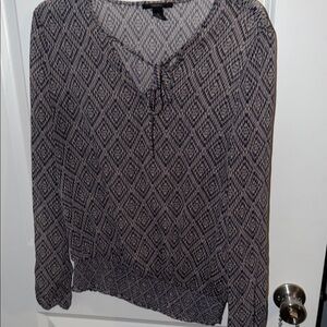 Forever 21 Black and White Geometric Blouse